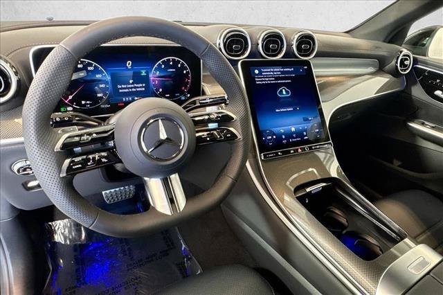 New 2026 Black Mercedes-Benz GLC 300 image 39