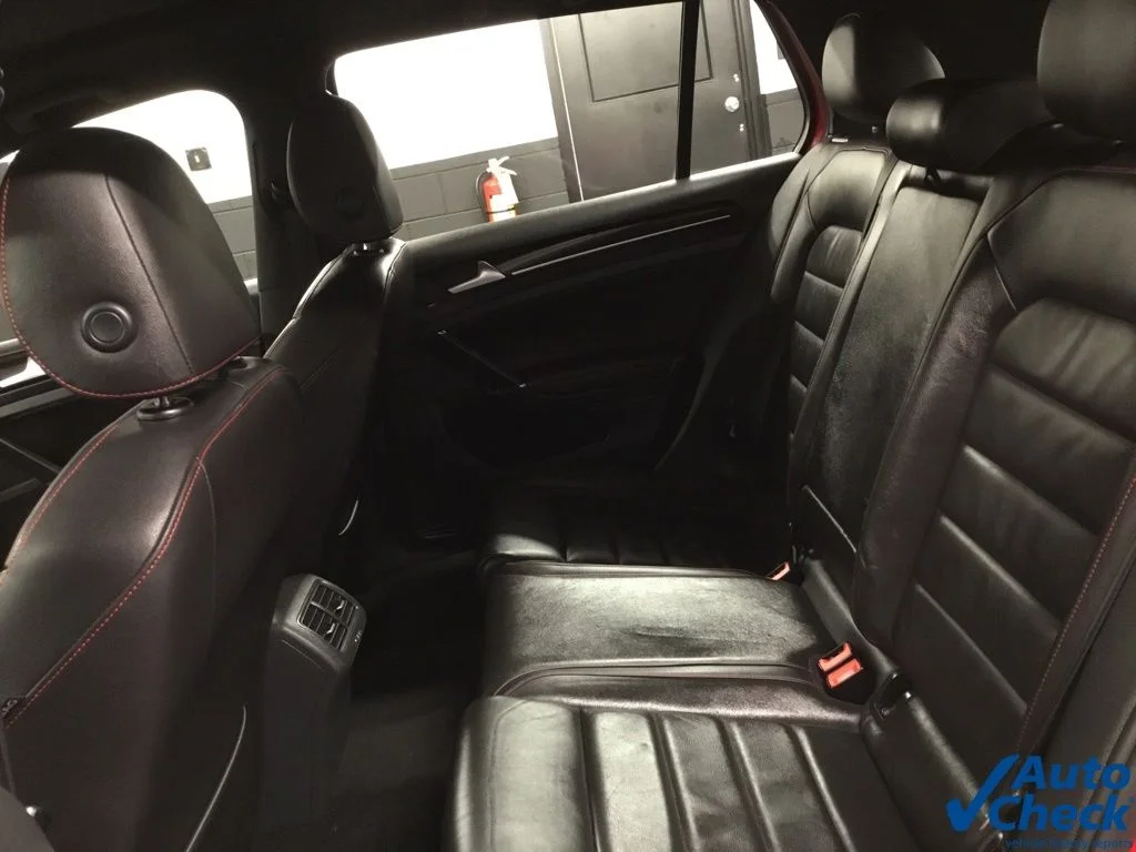 Used 2015 Red Volkswagen 2.0T SE image 28