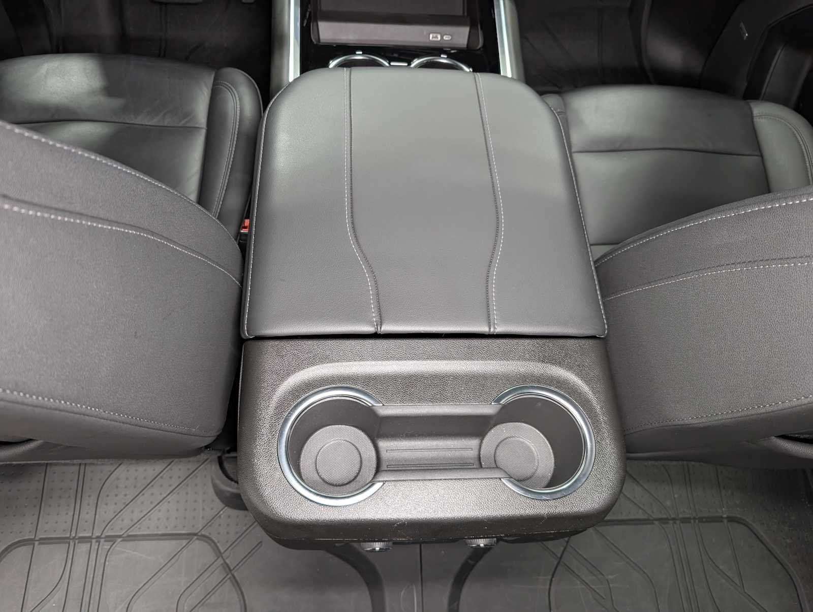 2025 Chevrolet Tahoe Z71 - Photo 22