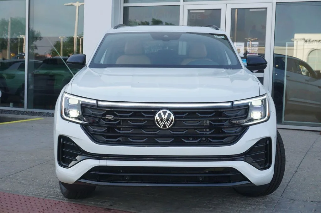 New 2026 White/off-white Volkswagen 2.0T SEL R-Line Black image 6