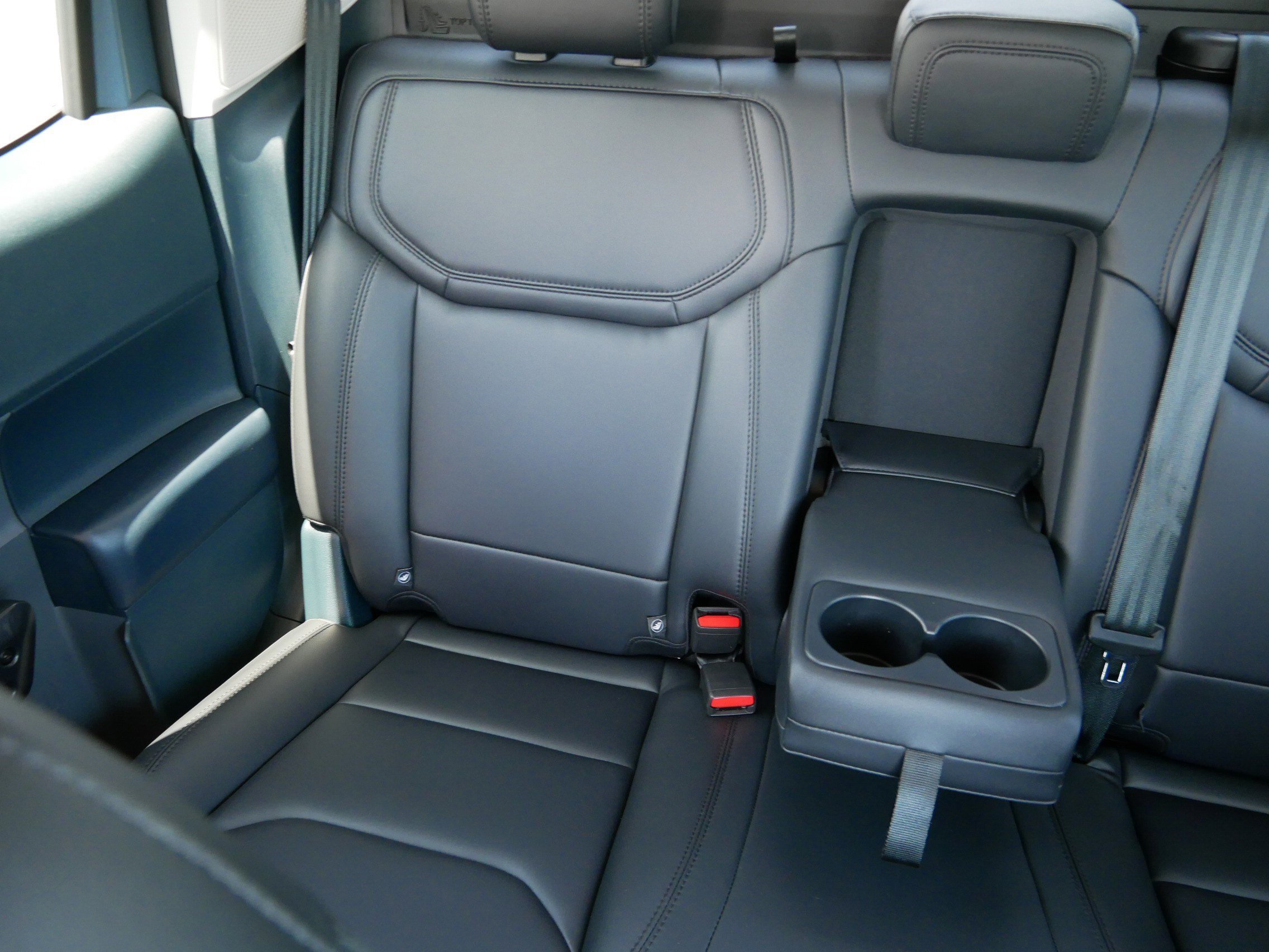Used 2025 Gray Ford Lariat image 10