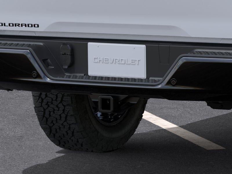 New 2026 Summit White Chevrolet Z71 image 14