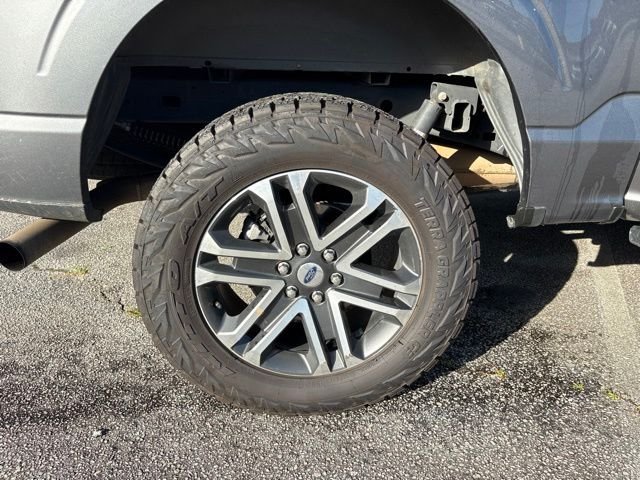 Used 2022 Gray Ford XL image 5