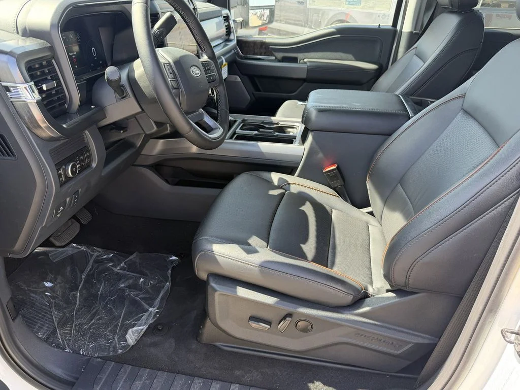 New 2026 Star White Metallic Tri-Coat Ford F-250® Lariat® image 27
