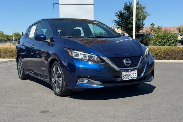 Deep Blue Pearl 2019 Nissan LEAF Hatchback Front-Wheel Drive 