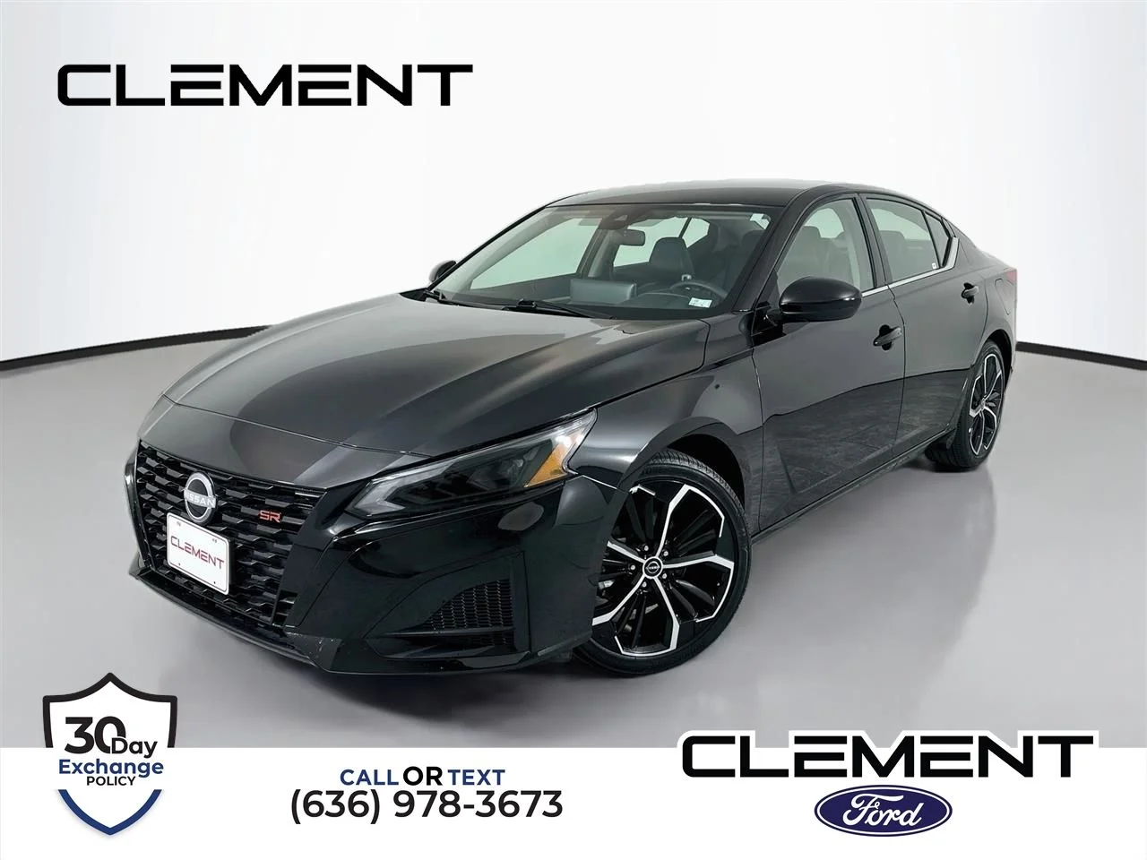 Used 2026 Black Nissan 2.5 SR image 1