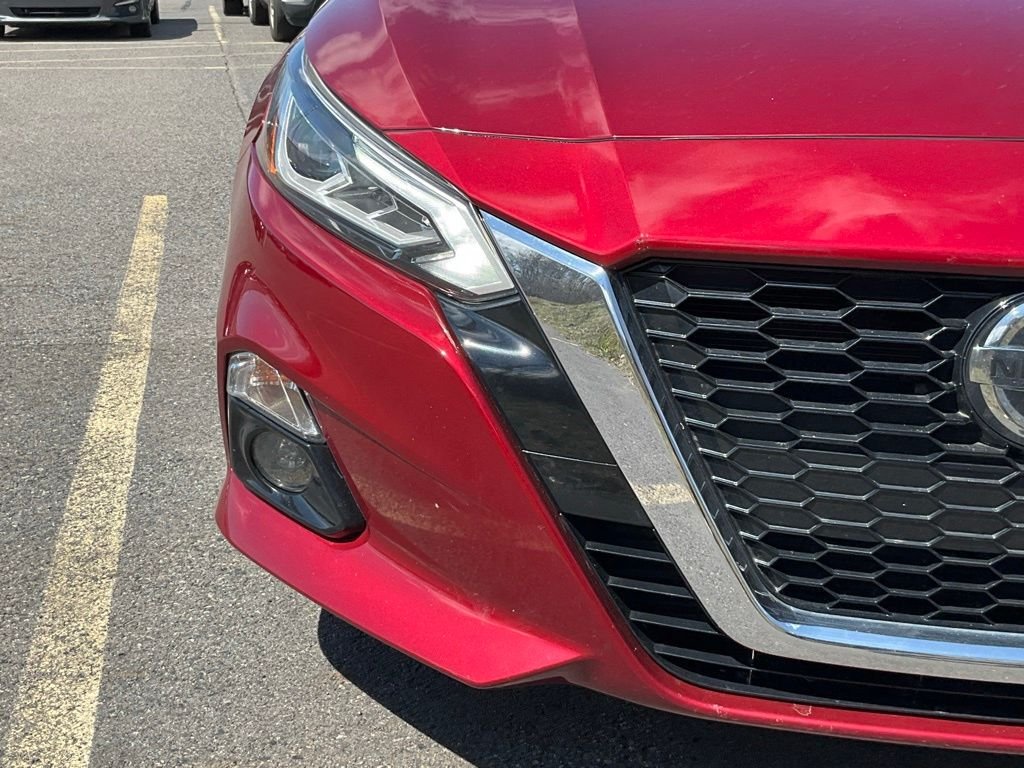 Used 2019 Nissan Altima SV with VIN 1N4BL4DWXKC210697 for sale in Dickson City, PA