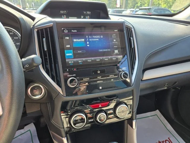 Used 2022 Green Subaru Limited image 28