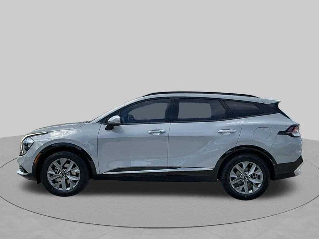 Used 2023 Gray Kia SX image 3