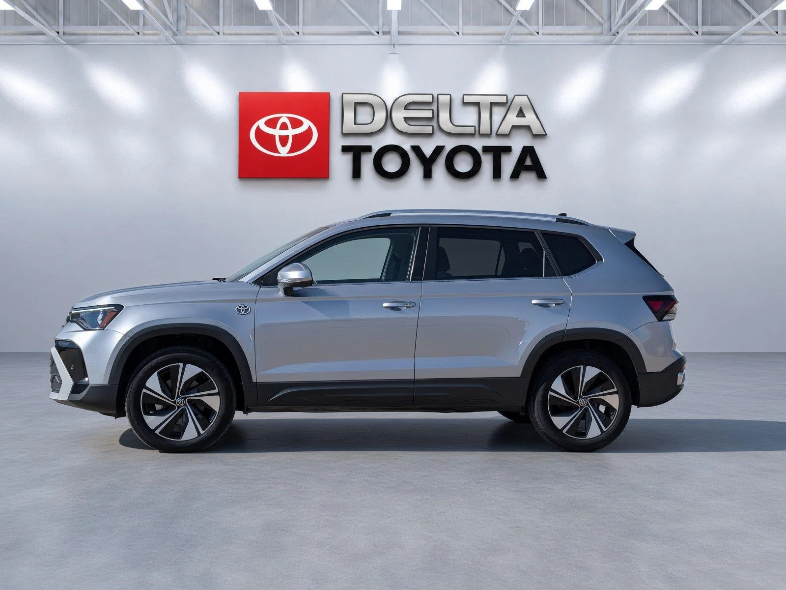 Used 2025 Pyrite Silver Metallic Volkswagen SE image 2