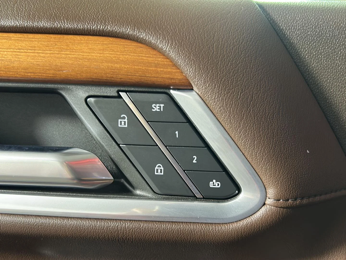 Used 2022 Cayenne Red Tintcoat GMC Denali image 21