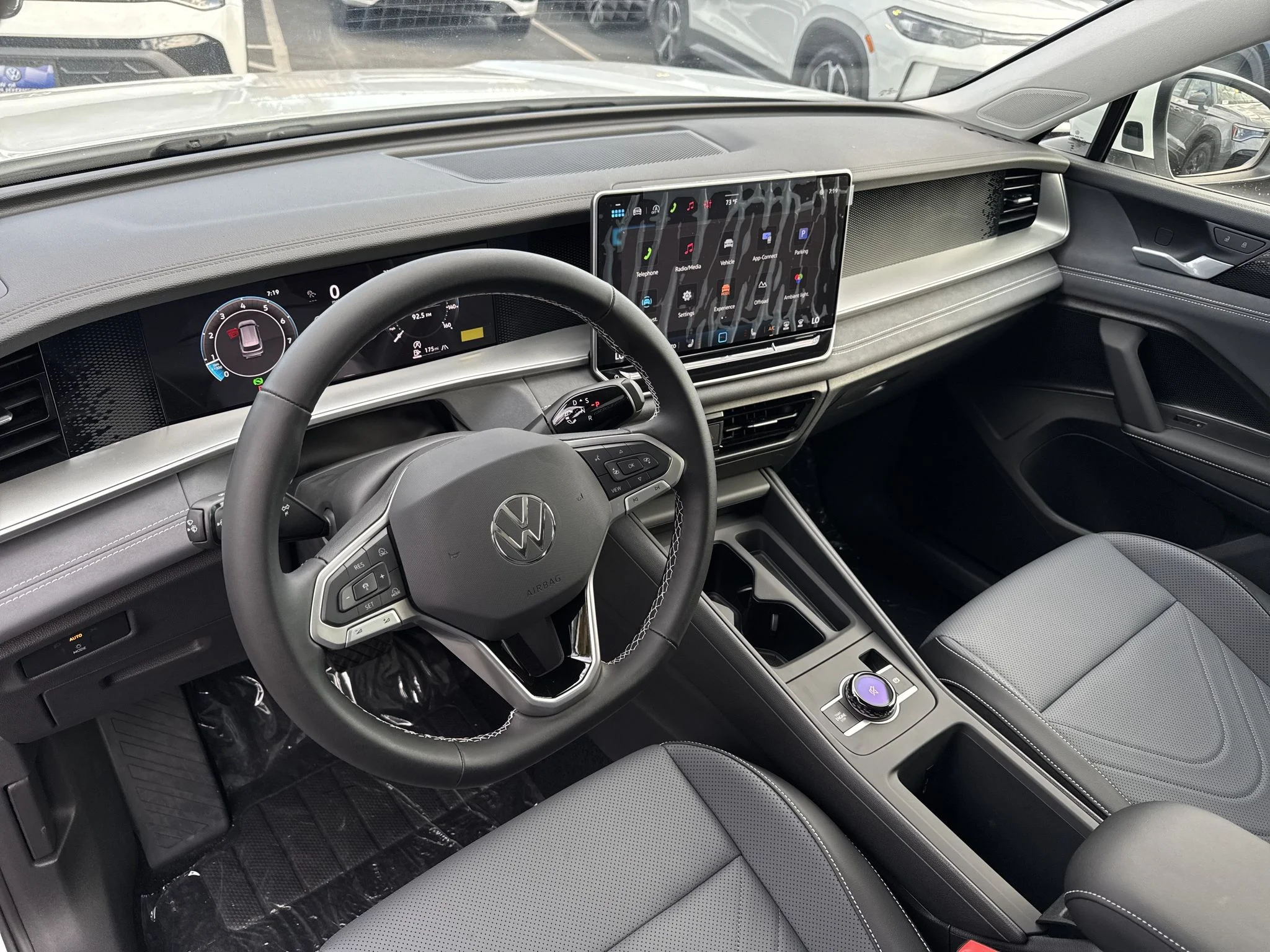 New 2026 Pure White Volkswagen SE image 15