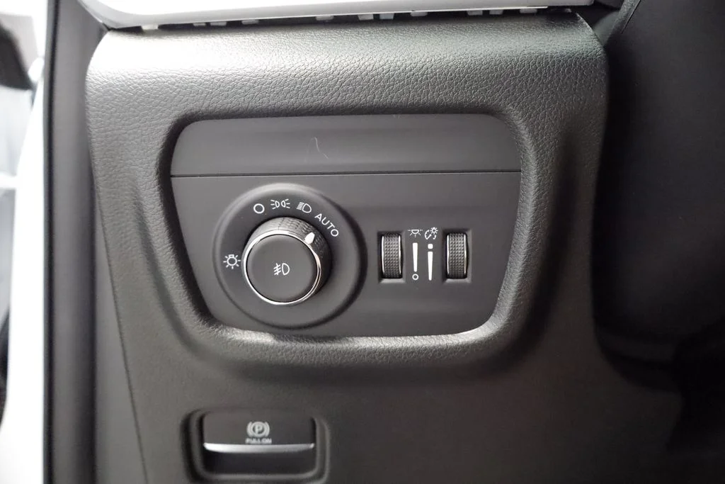 New 2026 Bright White Clearcoat Jeep Limited image 16