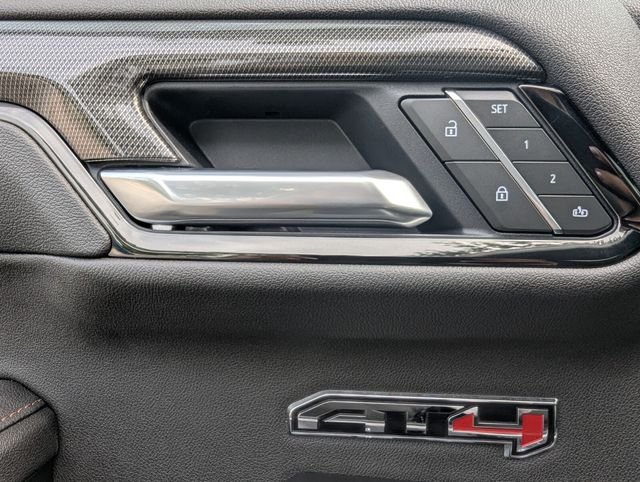 Used 2026 Summit White GMC AT4 image 15