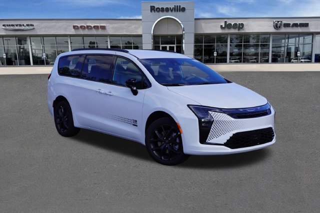 2027 Chrysler Pacifica Select