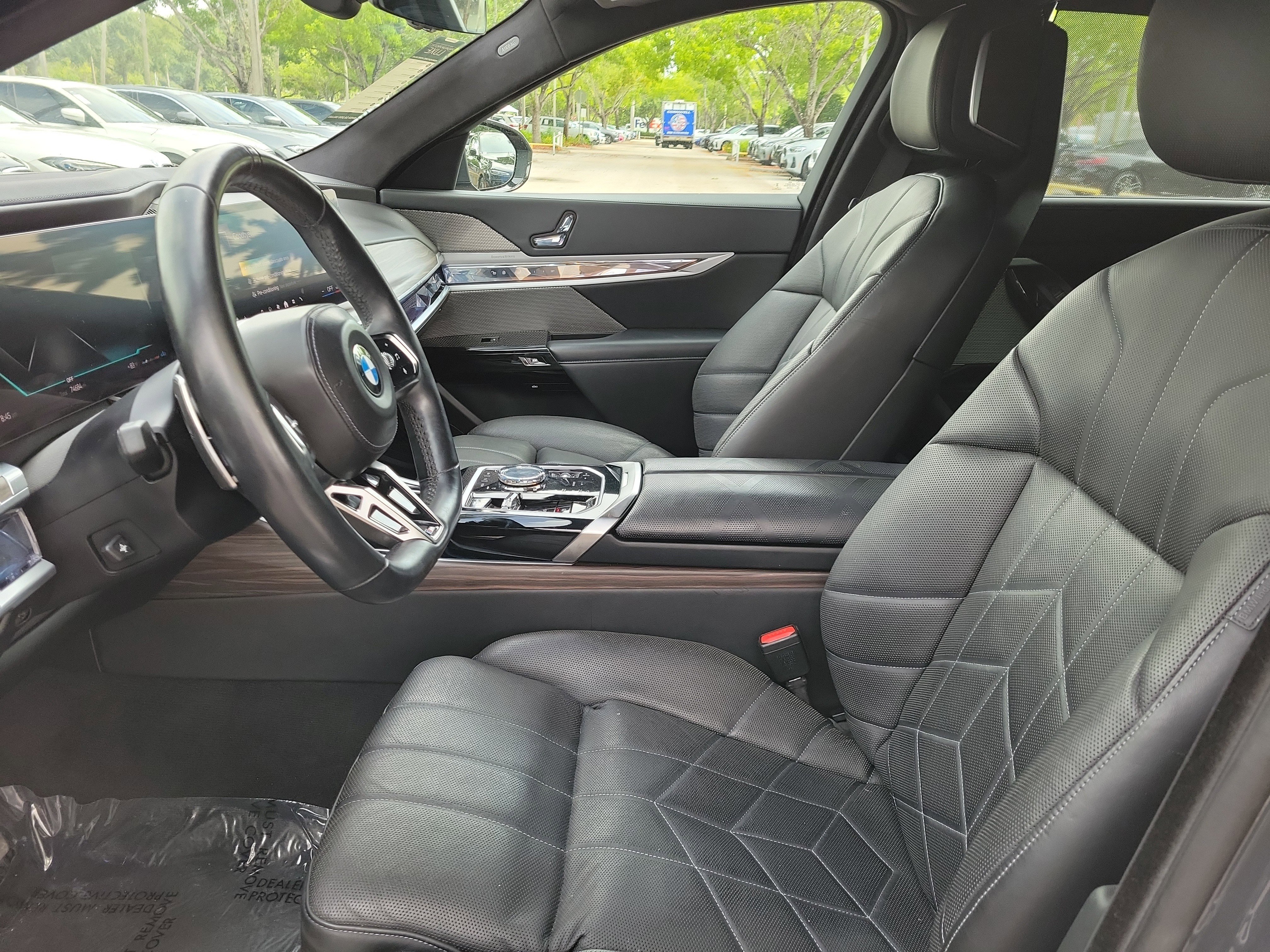 Used 2023 Dravit Grey Metallic BMW 760i xDrive image 17