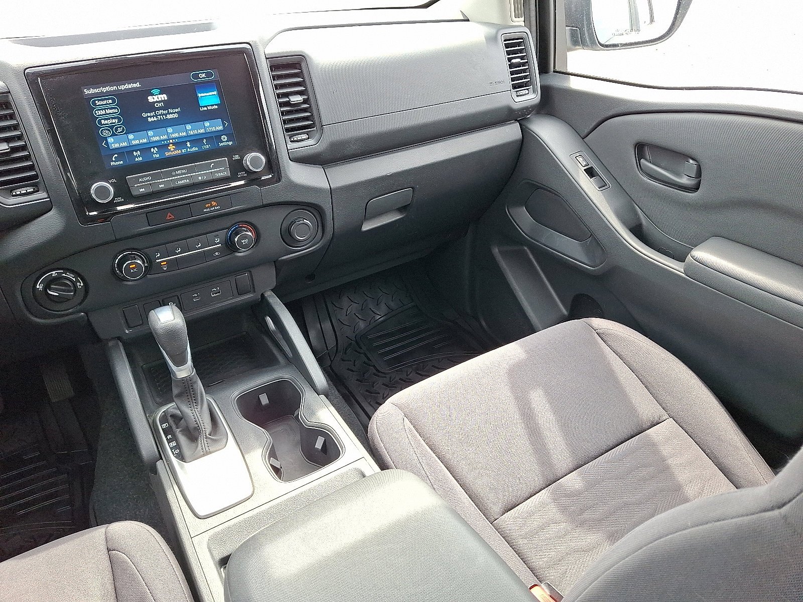 2022 Nissan Frontier S - Photo 12