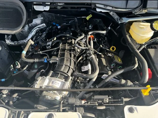 New 2026 Oxford White Ford Base image 9