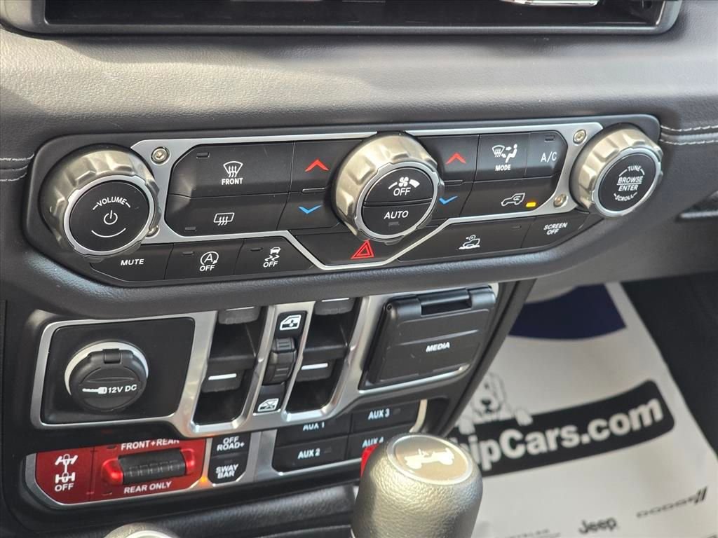 Used 2025 Black Jeep Rubicon image 17