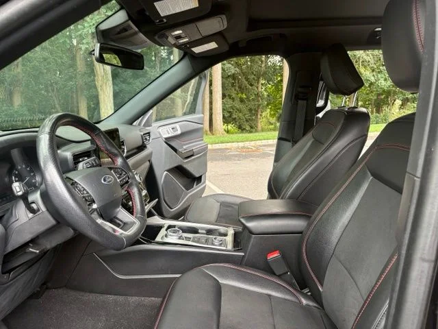 Certified Used 2023 Black Metallic Ford ST-Line image 13