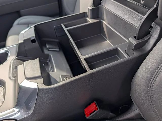 New 2026 Summit White GMC SLT image 26