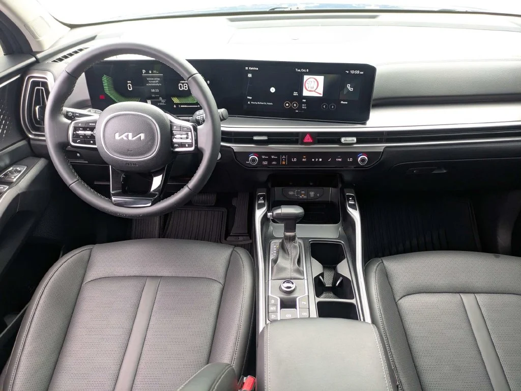 Used 2024 Black Kia S image 15