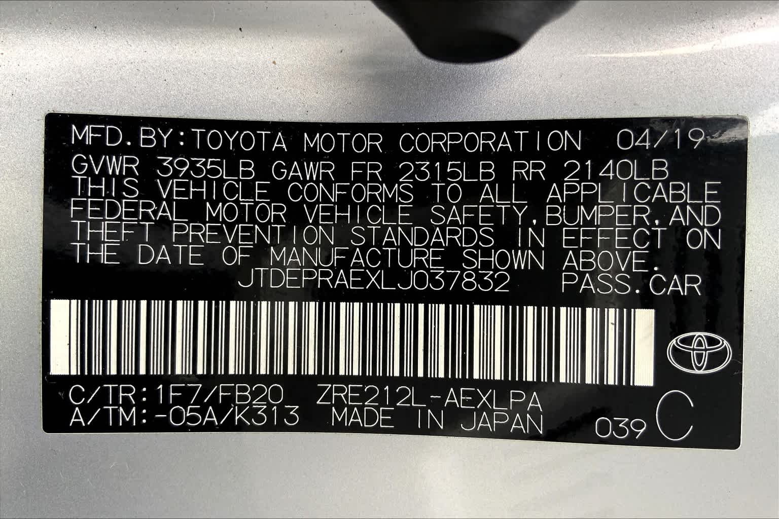 Used 2020 Classic Silver Metallic Toyota LE image 31