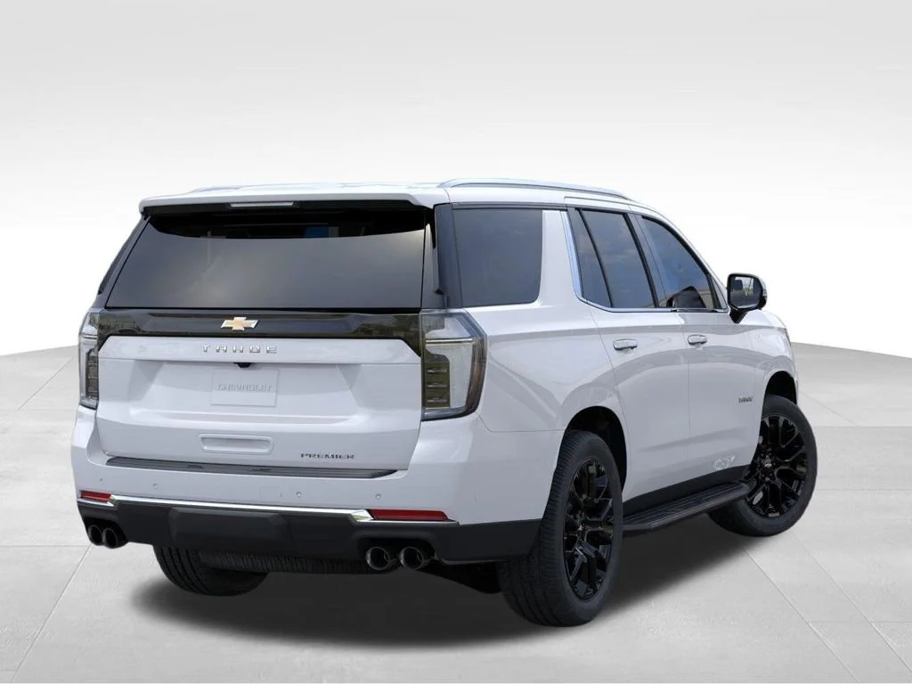New 2026 Polar White Tricoat Chevrolet Premier image 4