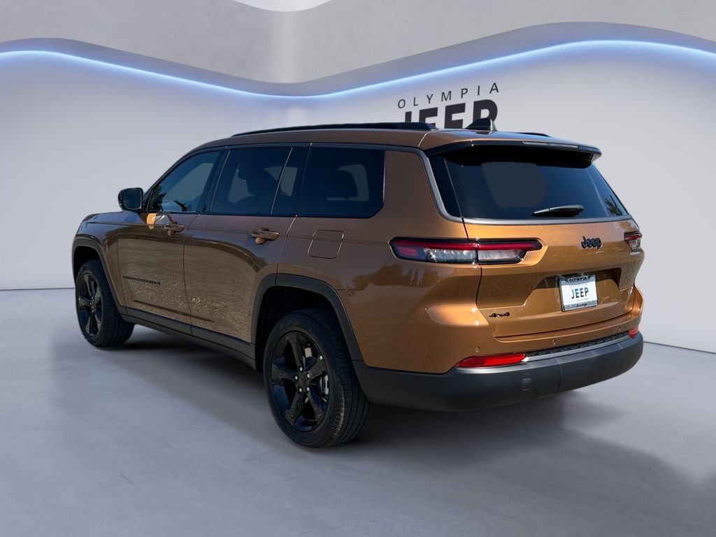 New 2026 Copper Shino Metallic Clear-Coat Exterior Paint Jeep Limited image 3