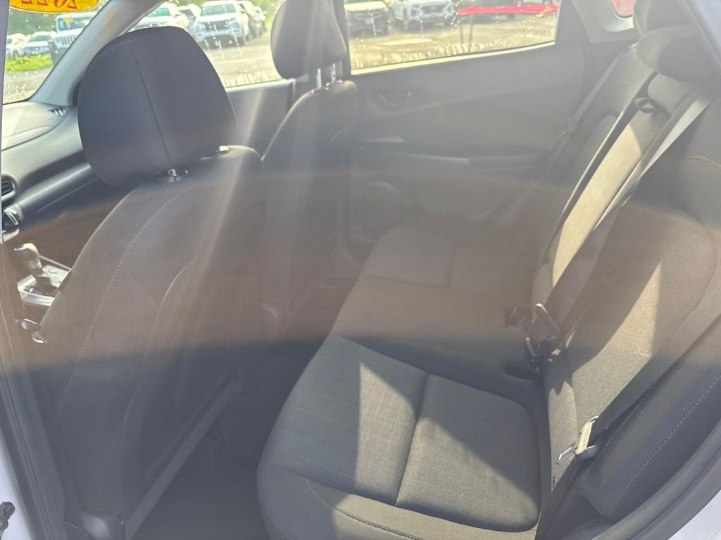Used 2022 Silver Hyundai SEL image 16