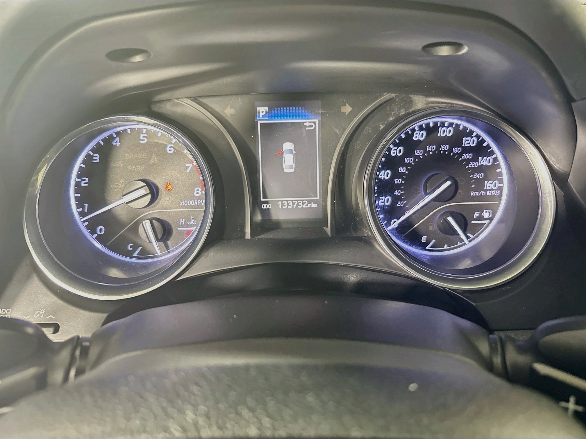 Used 2018 Super White Toyota SE image 19