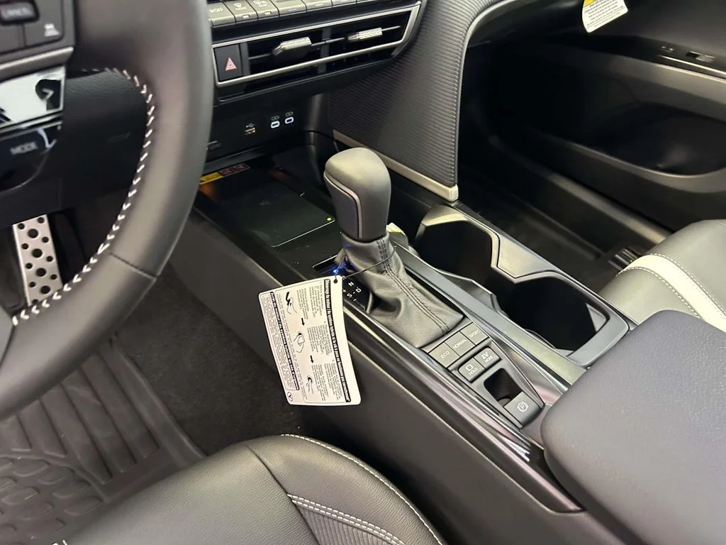 Used 2026  Toyota SE image 20