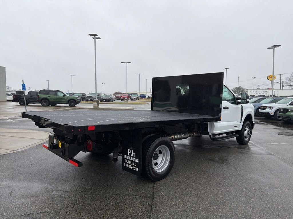 New 2026 Oxford White Ford F-350® XL FLAT BED image 3