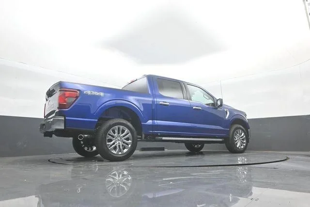 New 2026 Blue Ford XLT image 40