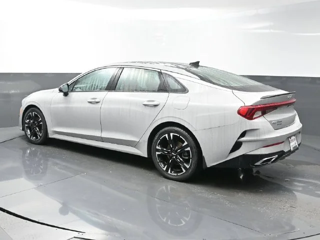 Used 2022 Gray Kia GT-Line image 5