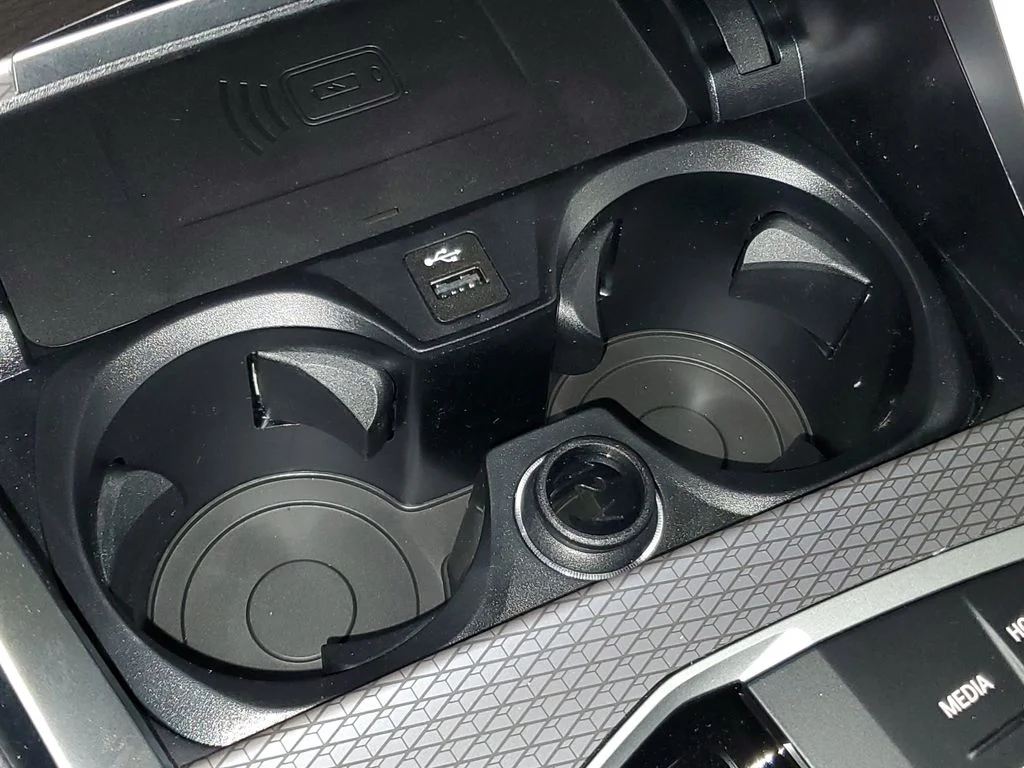 New 2027 Black Sapphire Metallic BMW 430i image 23