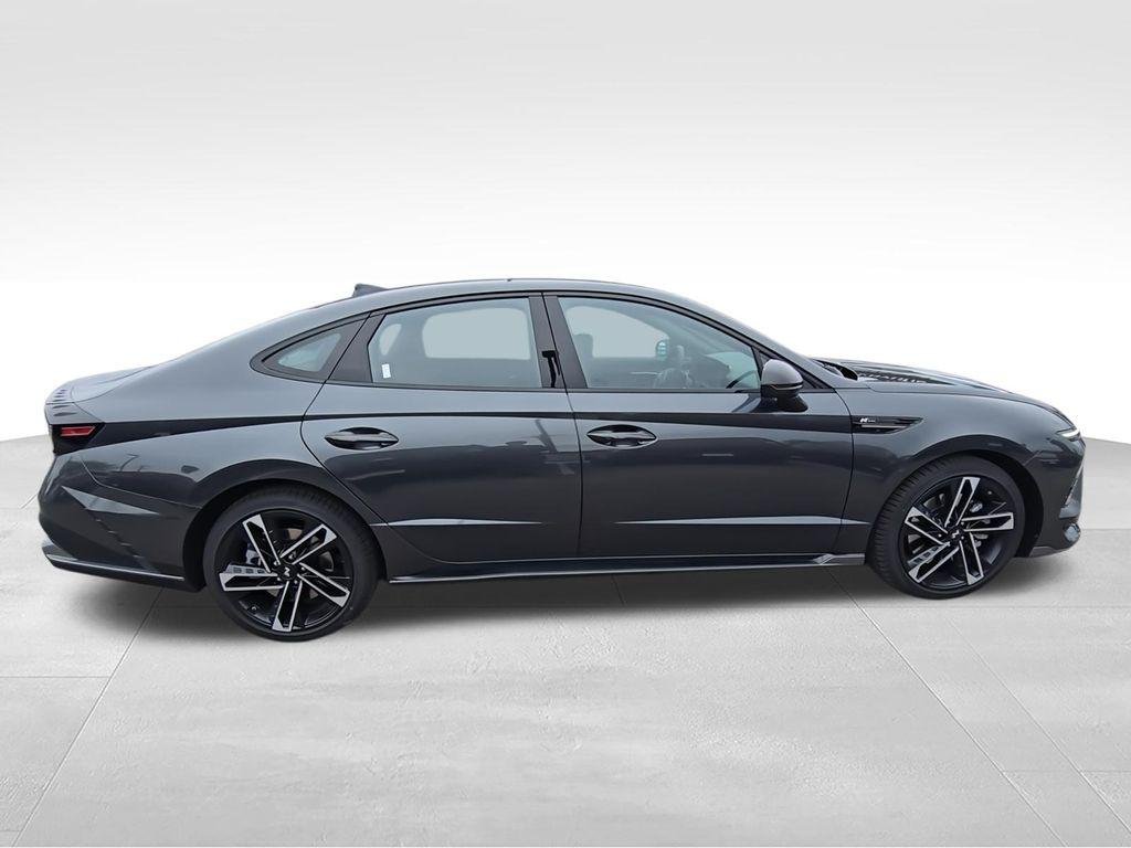 2026 Hyundai Sonata N Line - Photo 9
