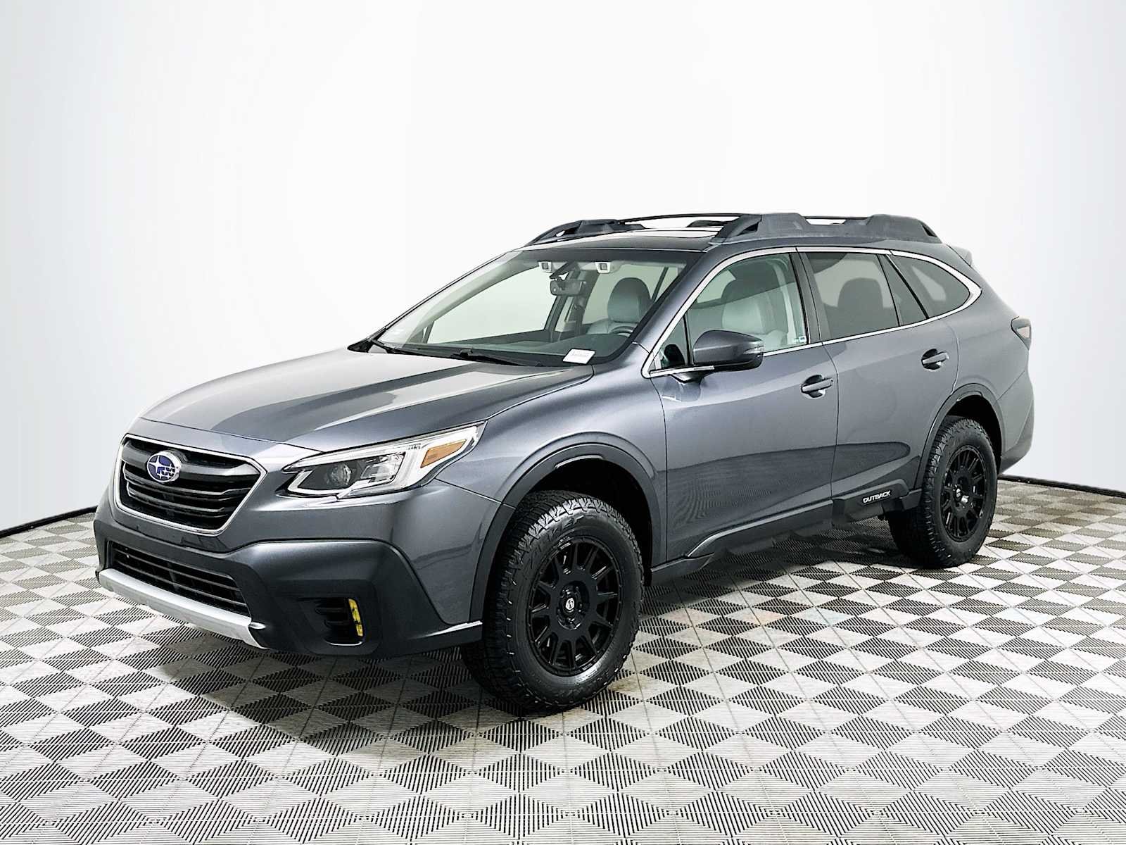 Used 2020 Magnetite Gray Metallic Subaru Limited XT image 3