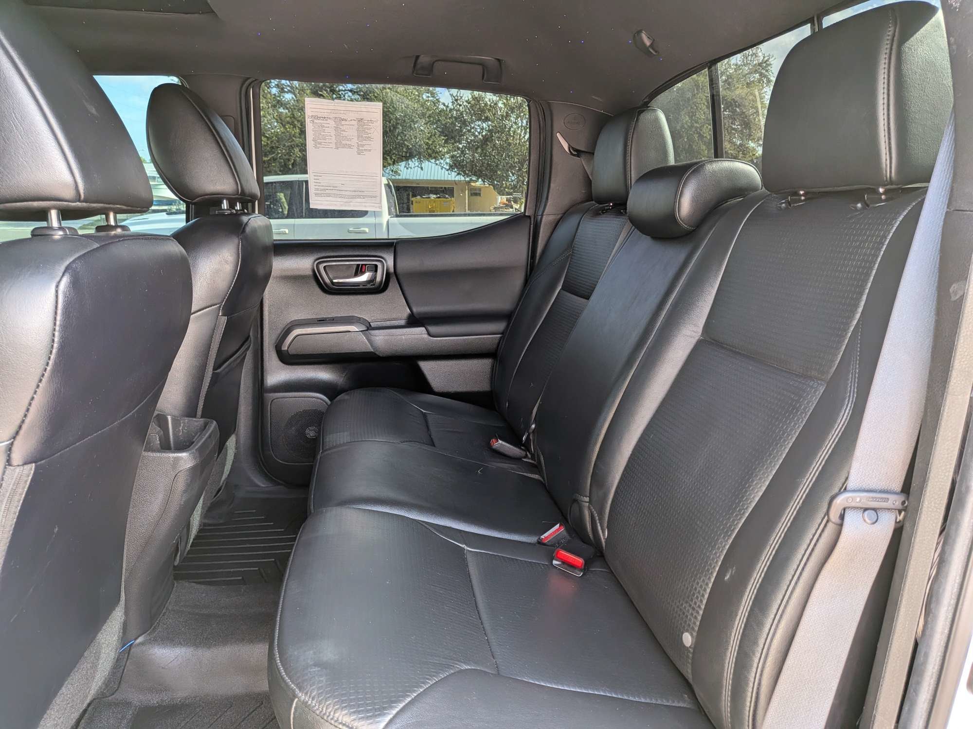 Used 2022  Toyota  image 14
