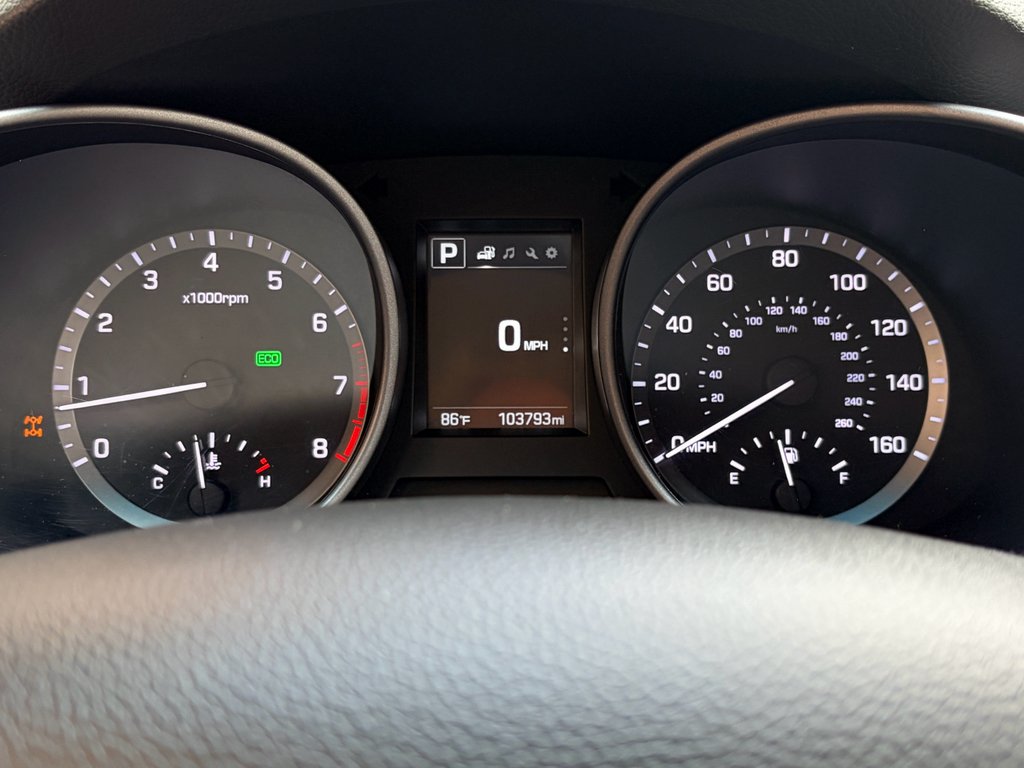 Used 2017 Sparkling Silver Hyundai 2.4L image 11