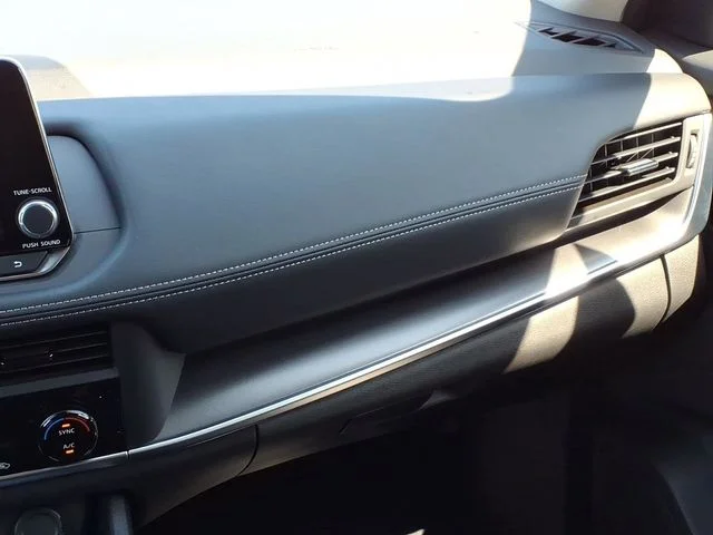 New 2026 Super Black Nissan SV image 18