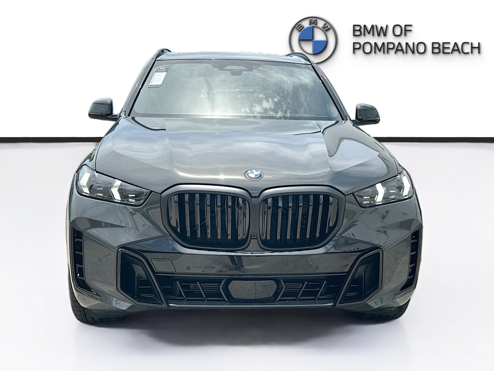 New 2026 Dravit Grey Metallic BMW xDrive40i image 2