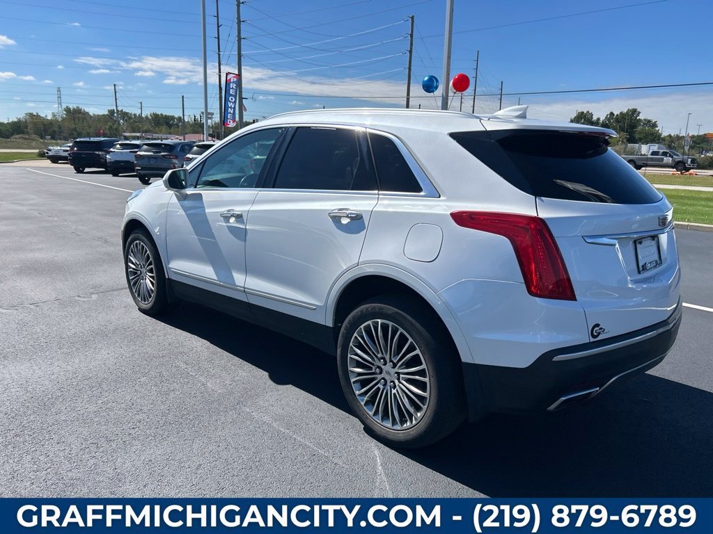 Used 2017 CRYSTAL WHITE TRICOAT Cadillac Platinum AWD image 14