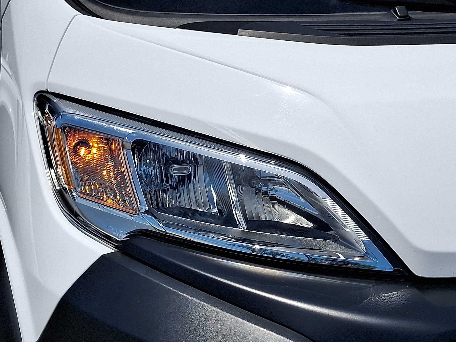 Used 2023 Bright White Clearcoat Ram  image 11