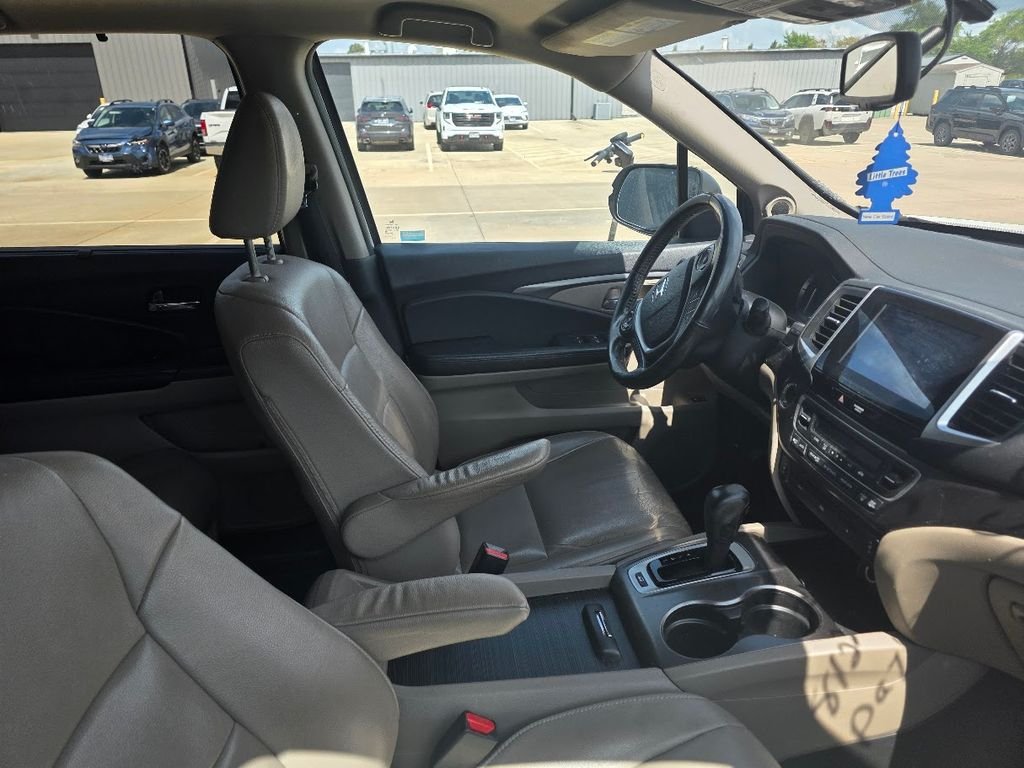 Used 2016 White Honda EX-L image 5