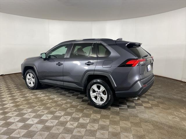 2020 Toyota RAV4 XLE - Photo 6