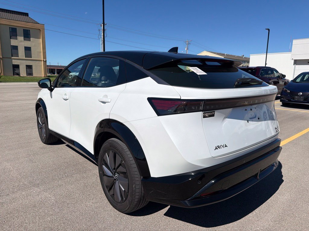 Used 2024 White Nissan ENGAGE e-4ORCE image 6