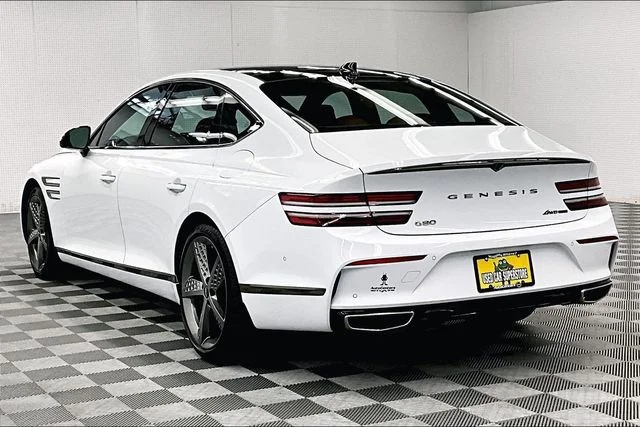Used 2024 Alta White Genesis 3.5T image 2
