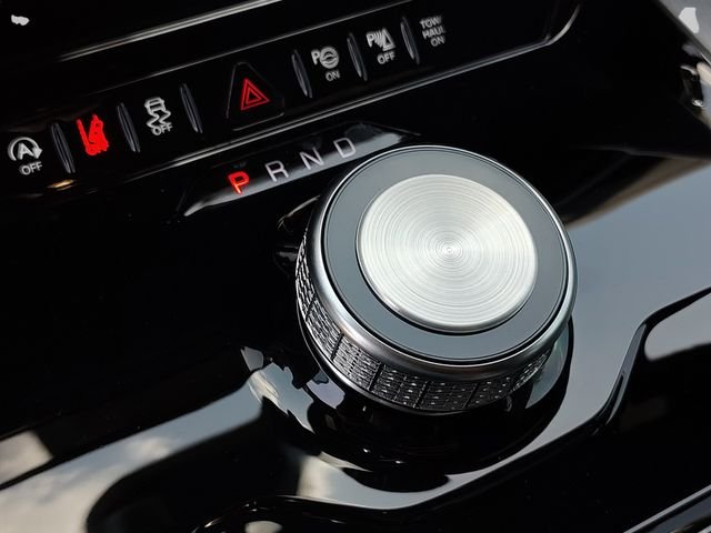 New 2026 Velvet Red Pearl-Coat Exterior Paint Jeep  image 19