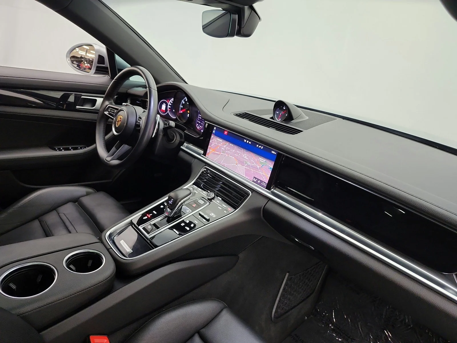 Used 2021 Dolomite Silver Metallic Porsche  image 18